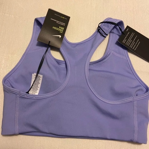 Nike Women's Medium-Support 1-Piece Pad - Picture 5 of 5